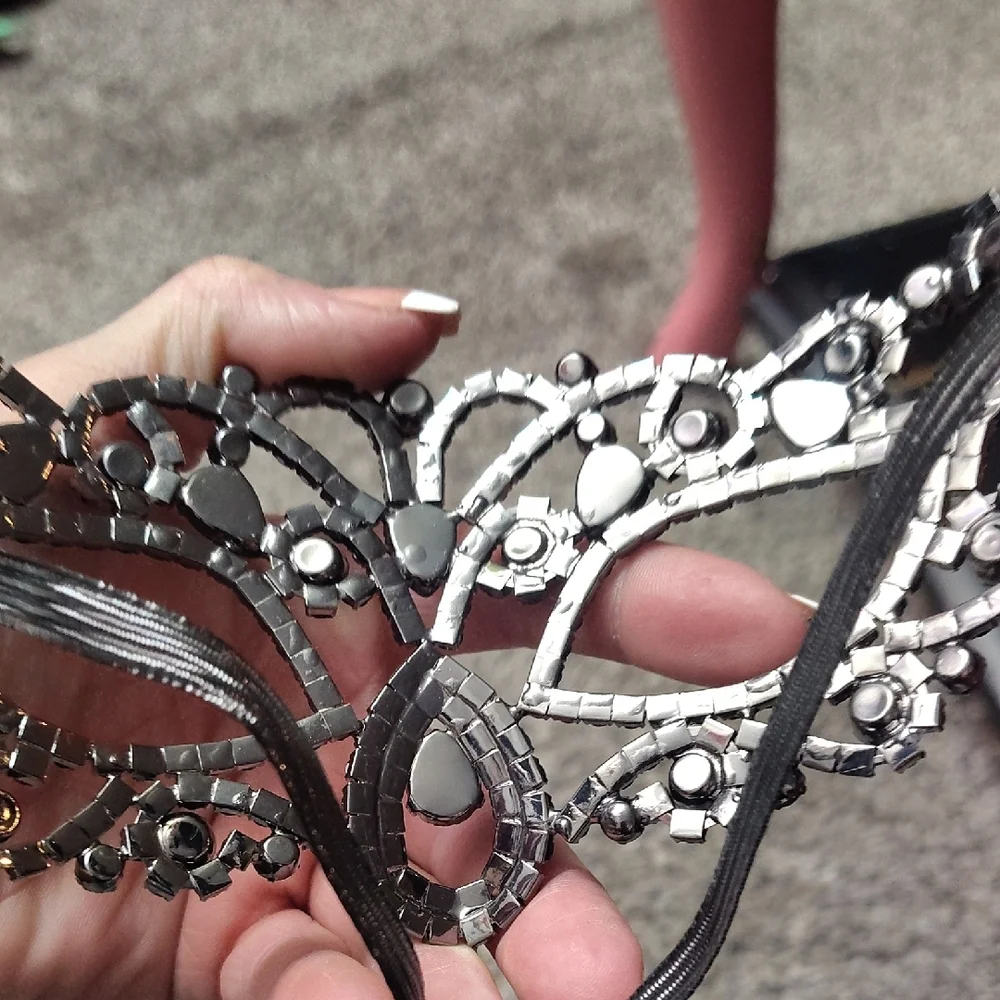 Elegant Black Rhinestone Face Mask